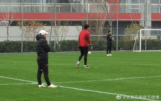 自由球员林加德被推荐给里尔等三家法甲队伍法国媒体footmercato的消息，林加德被推荐给法甲多家俱乐部。